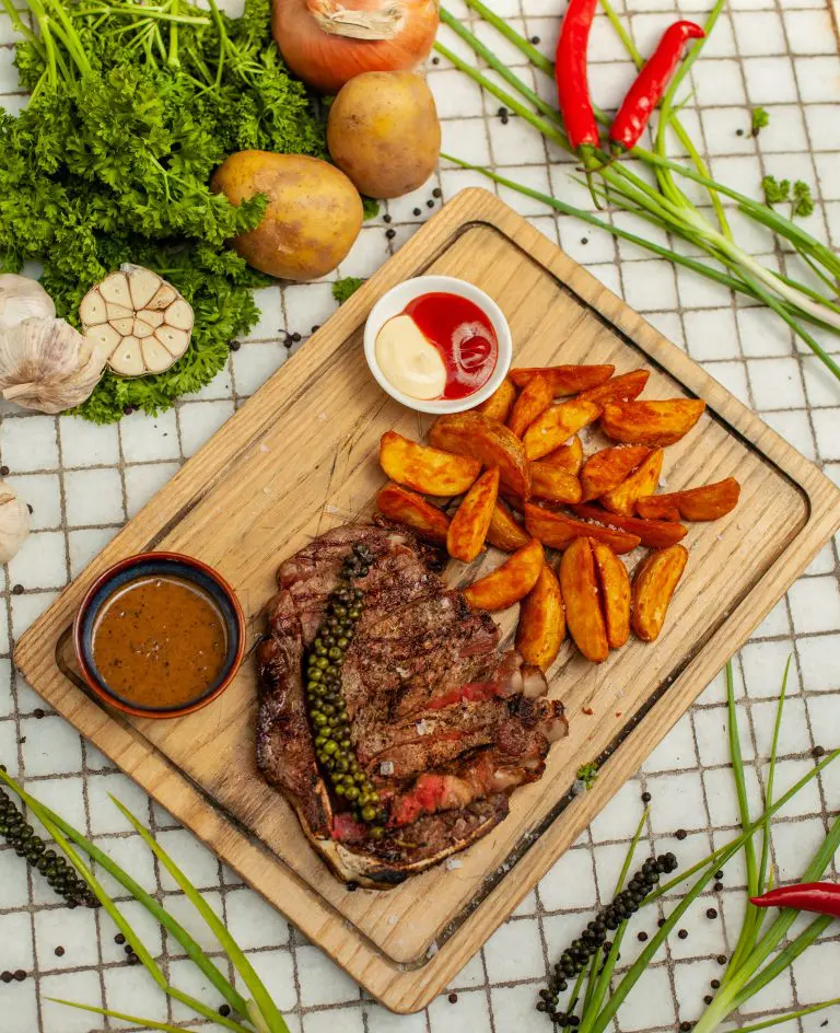 Sailing Club Dining Experience 1